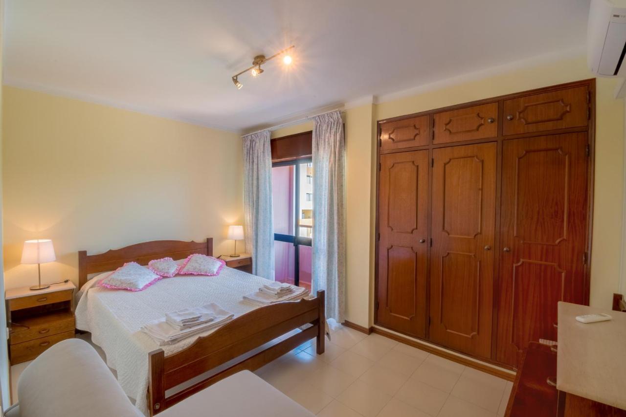 Apartamento Sao Pedro Do Mar Quarteira Dış mekan fotoğraf